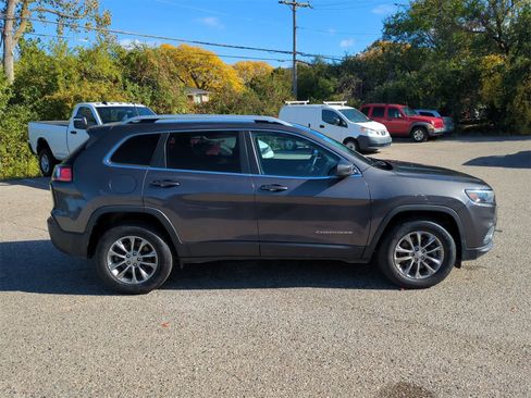 Certified 2021 Jeep Cherokee Latitude Lux image 9
