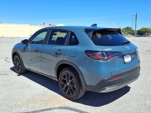 Used 2024 Honda HR-V Sport image 17