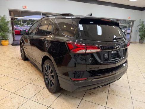 Used 2023 Chevrolet Equinox RS FWD image 5