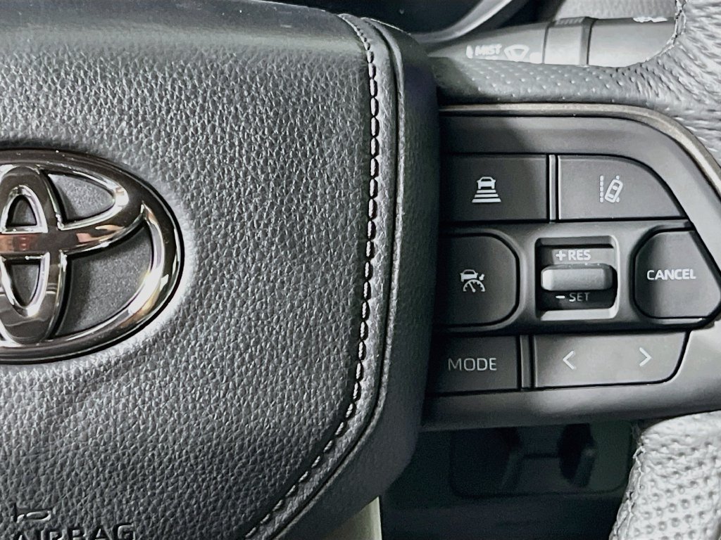 New 2026 Toyota Tundra Limited AWD/4WD image 15