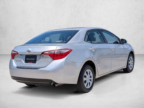 Used 2016 Toyota Corolla L FWD image 5