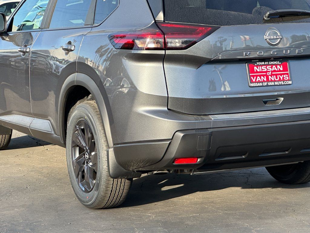 New 2026 Nissan Rogue SV FWD image 5