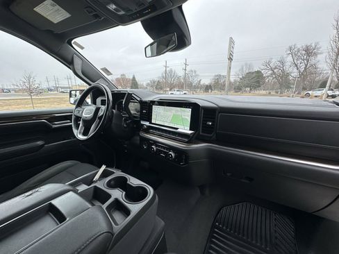 Used 2023 GMC Sierra 1500 Elevation image 28