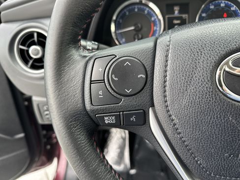 Used 2017 Toyota Corolla SE 50th Anniversary image 19