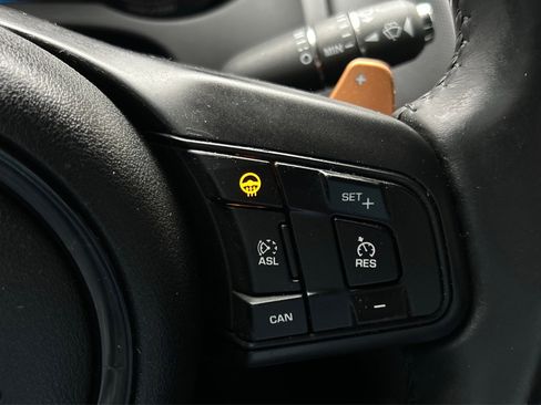 Used 2015 Jaguar F-TYPE S image 28