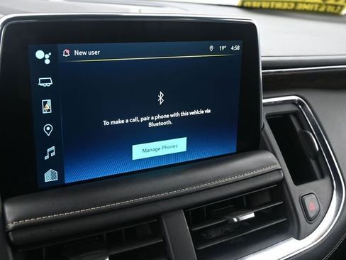 Used 2023 Chevrolet Suburban Premier image 31