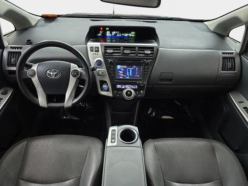 Used 2014 Toyota Prius V Three FWD image 12
