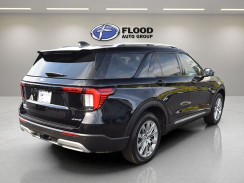 Used 2026 Ford Explorer Platinum AWD/4WD image 4