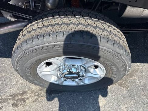 New 2026 Ford F250 XLT w/ Snow Plow Prep Package AWD/4WD image 15