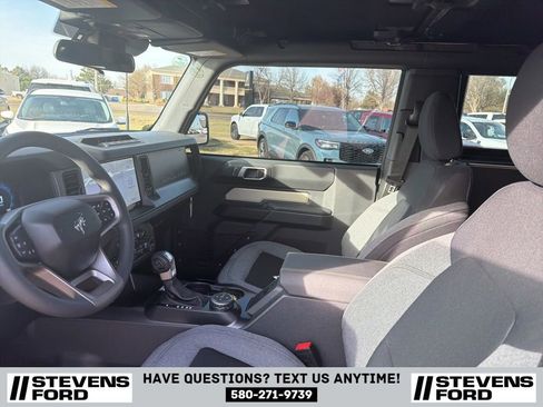 Used 2025 Ford Bronco 2-Door w/ Sasquatch Package AWD/4WD image 17