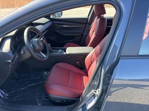 New 2026 MAZDA MAZDA3 Carbon image 13