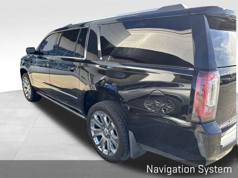 Used 2017 GMC Yukon XL Denali w/ Open Road Package AWD/4WD image 5