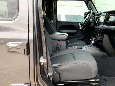 Used 2020 Jeep Wrangler Unlimited Sport image 8