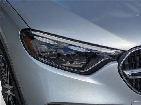 Certified 2024 Mercedes-Benz GLC 300 image 9