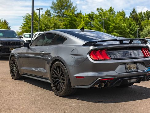 Used 2023 Ford Mustang GT RWD image 9