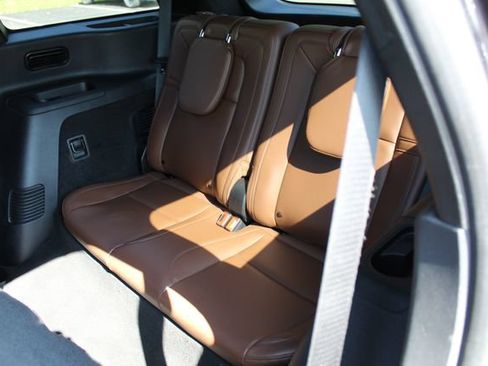 Used 2024 Lincoln Aviator Reserve w/ Equipment Group 201A AWD/4WD image 17