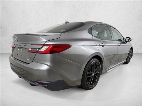Used 2025 Toyota Camry SE FWD image 3