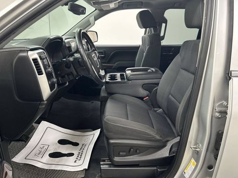 Used 2019 GMC Sierra 1500 SLE w/ Black Pack AWD/4WD image 9