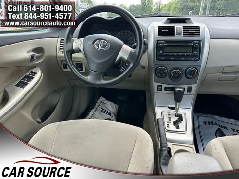 Used 2012 Toyota Corolla LE FWD image 9