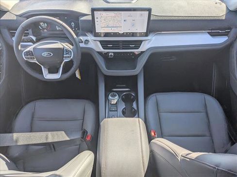 New 2025 Ford Explorer Active w/ Active Comfort Package image 15