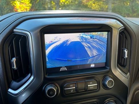 Used 2023 Chevrolet Silverado 2500 LT image 35