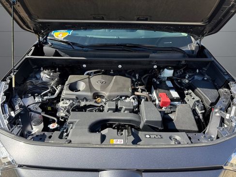 Certified 2024 Toyota RAV4 LE AWD/4WD image 20