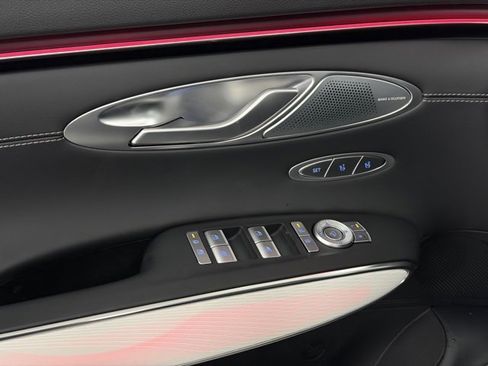 New 2026 Genesis GV70 2.5T Advanced image 12