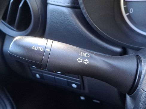 Used 2023 Nissan Versa S image 21