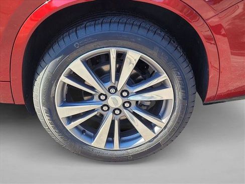 Used 2020 Cadillac XT6 Premium Luxury image 10