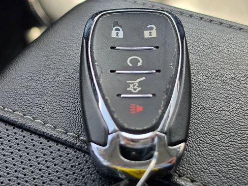 Used 2021 Chevrolet Traverse High Country AWD/4WD image 28
