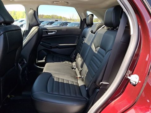 Certified 2020 Ford Edge SEL w/ Convenience Package AWD/4WD image 10