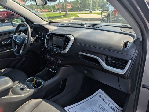 Used 2021 GMC Terrain SLT FWD image 18