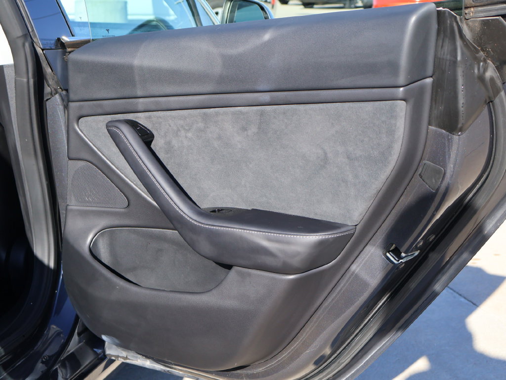 Used 2018 Tesla Model 3 RWD image 35