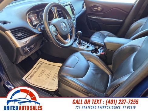 Used 2016 Jeep Cherokee Limited AWD/4WD image 9