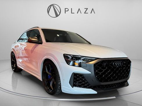 New 2026 Audi RS Q8 performance image 6