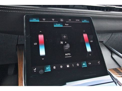 New 2026 Cadillac Escalade Platinum Sport w/ LPO, ONYX Package AWD/4WD image 20