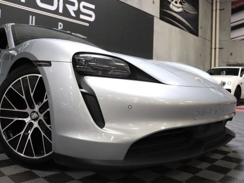 Used 2020 Porsche Taycan 4S image 71