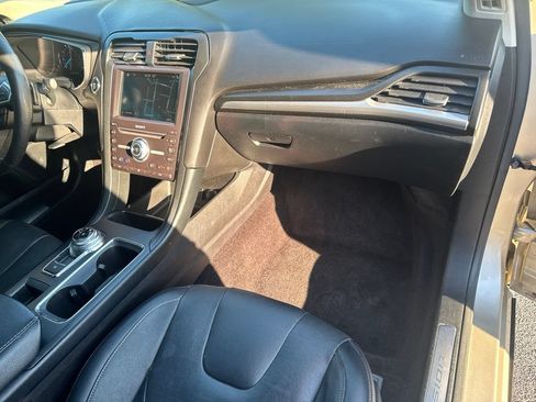 Used 2017 Ford Fusion Titanium AWD/4WD image 48