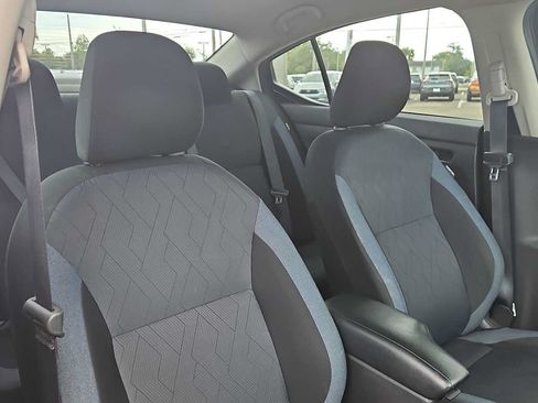 Used 2023 Nissan Versa SV FWD image 25