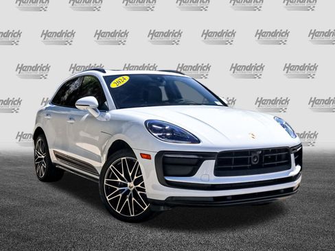 Used 2024 Porsche Macan Turbo AWD/4WD image 2