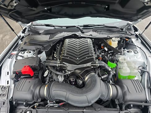 Used 2025 Ford Mustang GT Premium w/ GT Performance Package RWD image 29