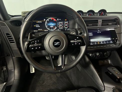 Used 2025 Nissan Z Performance w/ Floor Mat Package image 15