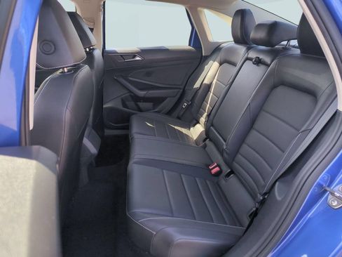 Used 2024 Volkswagen Jetta SE FWD image 23