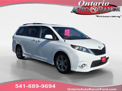 Used 2014 Toyota Sienna SE