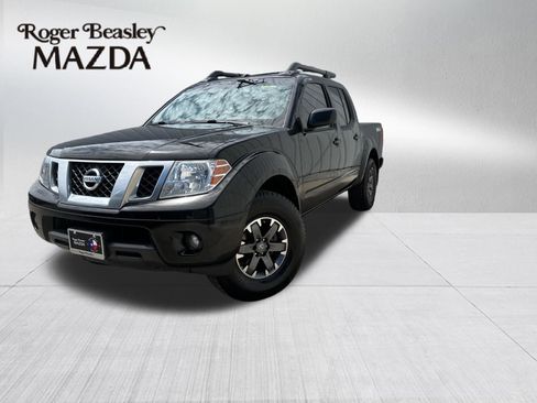 Used 2014 Nissan Frontier PRO-4X w/ Pro-4x Luxury Package image 1