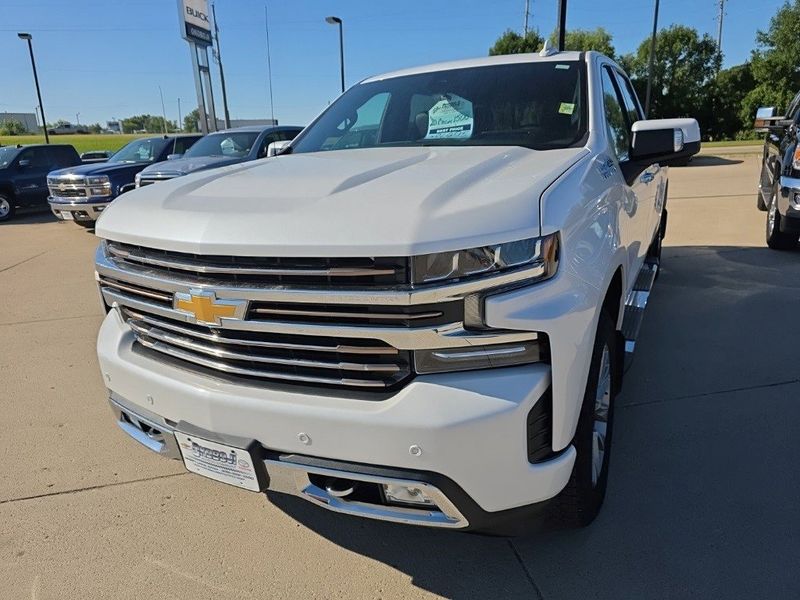 Certified 2020 Chevrolet Silverado 1500 High Country w/ Technology Package image 1