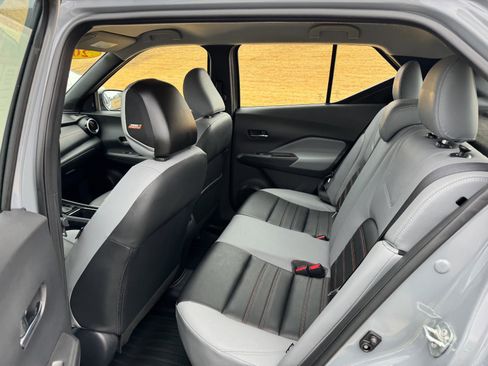 Used 2021 Nissan Kicks SR w/ SR Premium Package image 8