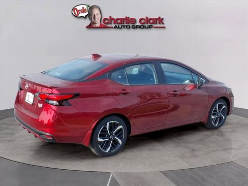 New 2025 Nissan Versa SR w/ Trunk Package image 5