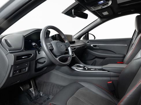 Used 2022 Hyundai Sonata SEL Plus image 13