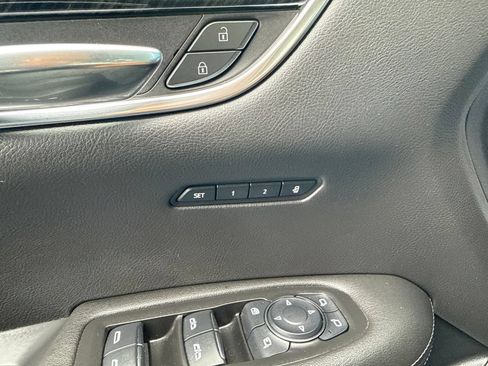 Used 2020 Cadillac XT6 Premium Luxury AWD/4WD image 45